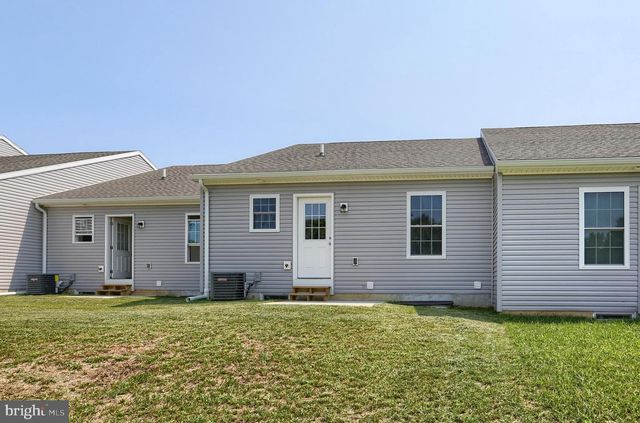 137 SABLE DR, Carlisle, PA 17013