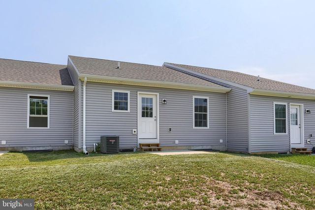 137 SABLE DR, Carlisle, PA 17013