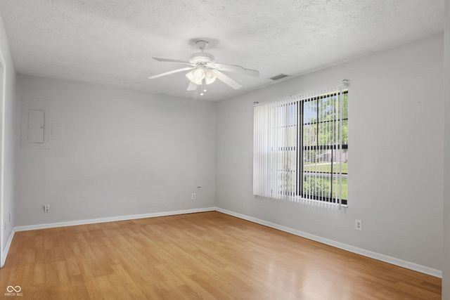 4325 Clayburn Drive, Indianapolis, IN 46268