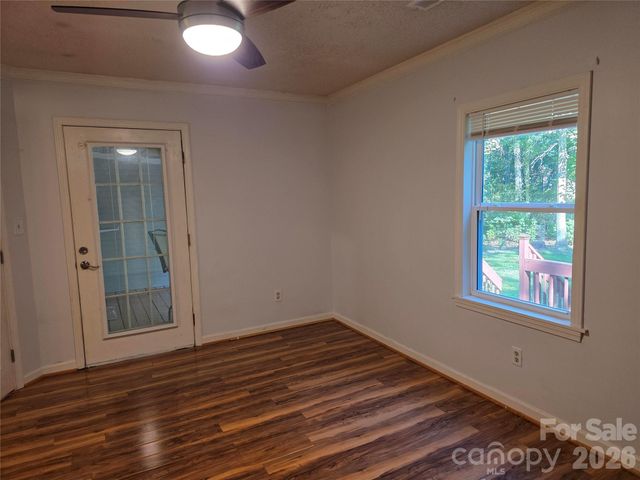 1190 Landsdowne Drive, Conover, NC 28613