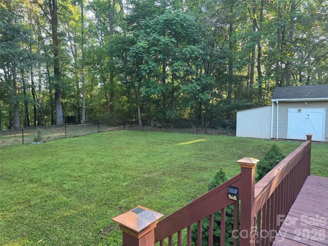 1190 Landsdowne Drive, Conover, NC 28613