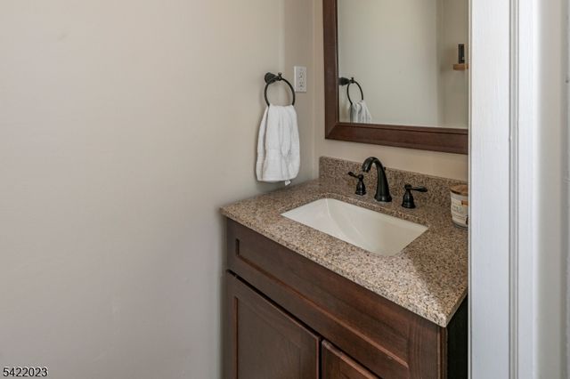 1706 William And Mary Cmn, Hillsborough Twp., NJ 08844