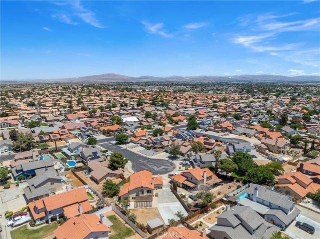 12532 Ironstone, Victorville, CA 92392
