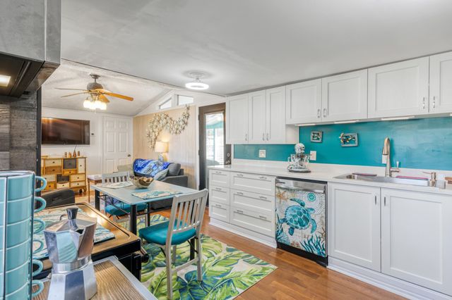 154 Offshore Dr., Murrells Inlet, SC 29576