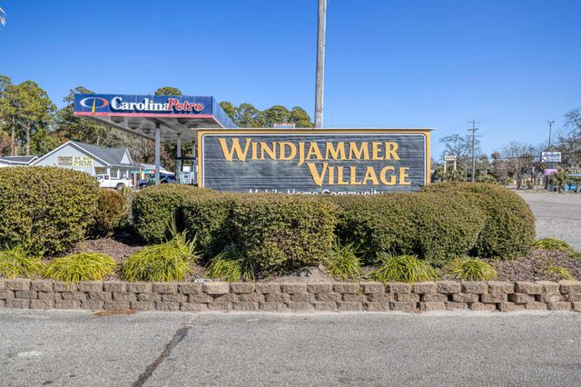 154 Offshore Dr., Murrells Inlet, SC 29576