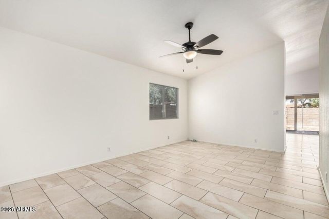 2014 N 84 Lane, Phoenix, AZ 85037