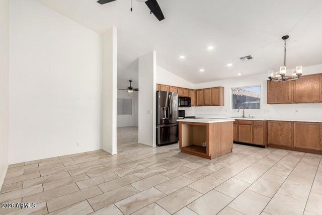 2014 N 84 Lane, Phoenix, AZ 85037