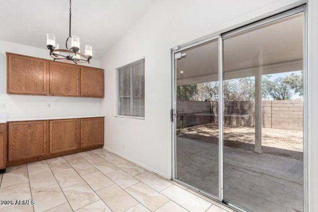 2014 N 84 Lane, Phoenix, AZ 85037