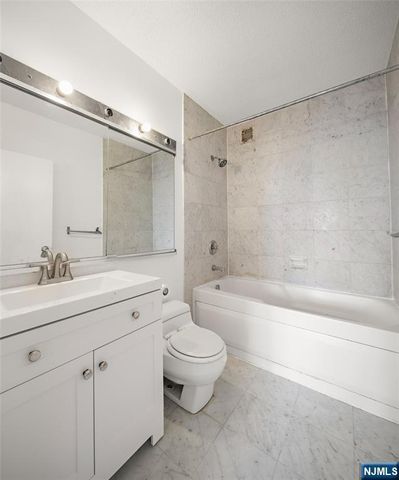 45 River Drive 415, Jersey City, NJ 07310