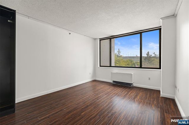 45 River Drive 415, Jersey City, NJ 07310