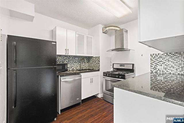 45 River Drive 415, Jersey City, NJ 07310