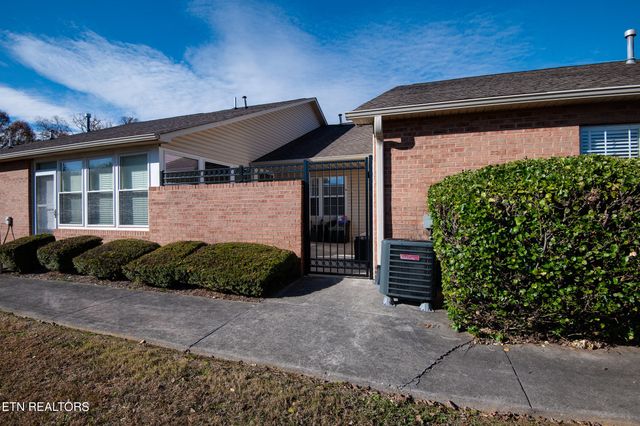 4528 Shamus Way, Knoxville, TN 37918