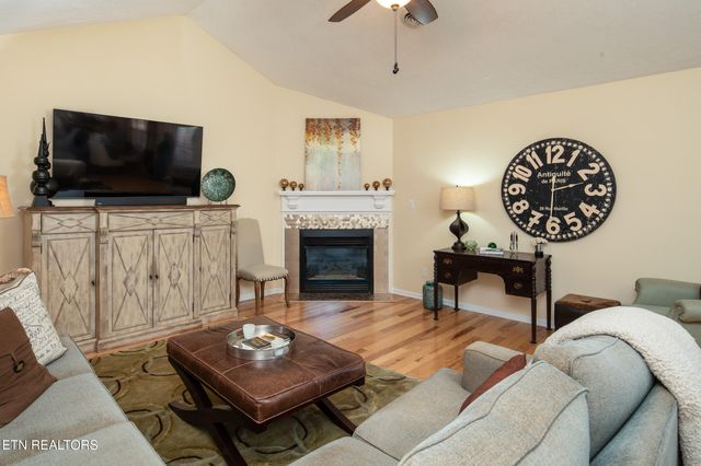 4528 Shamus Way, Knoxville, TN 37918