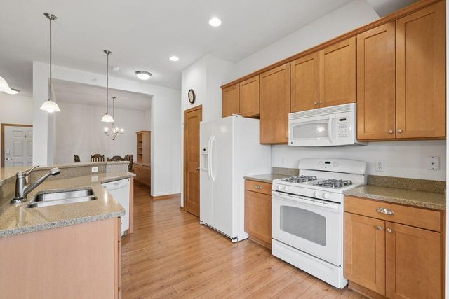 1244 County Road D E 205, Maplewood, MN 55109