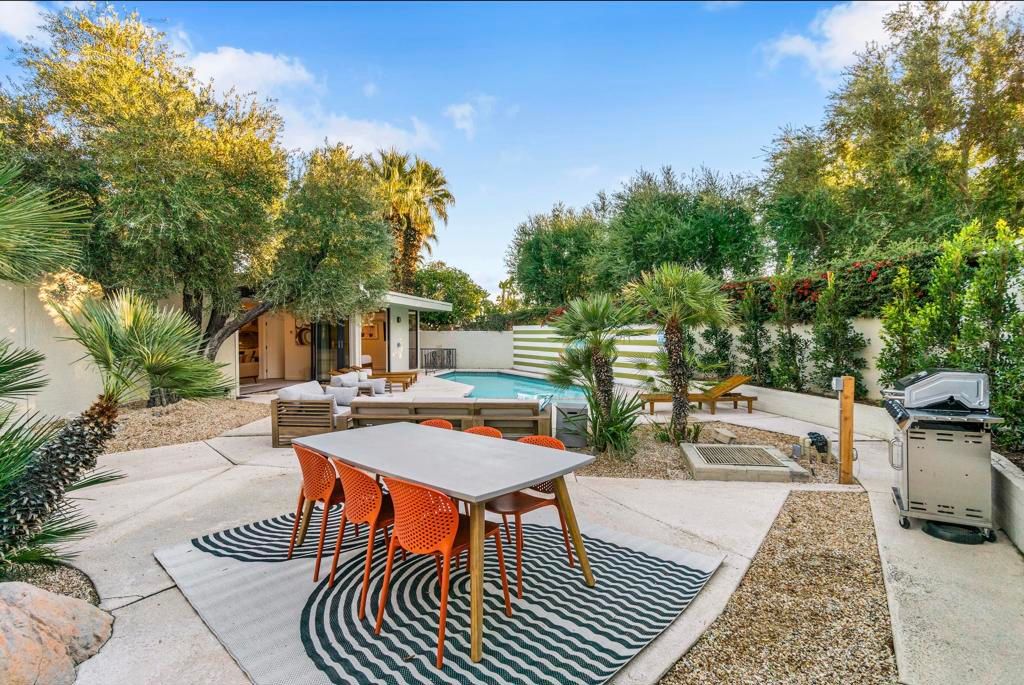 Image 44 of property listing at 130 W Racquet Club Road 308, Palm Springs, CA 92262