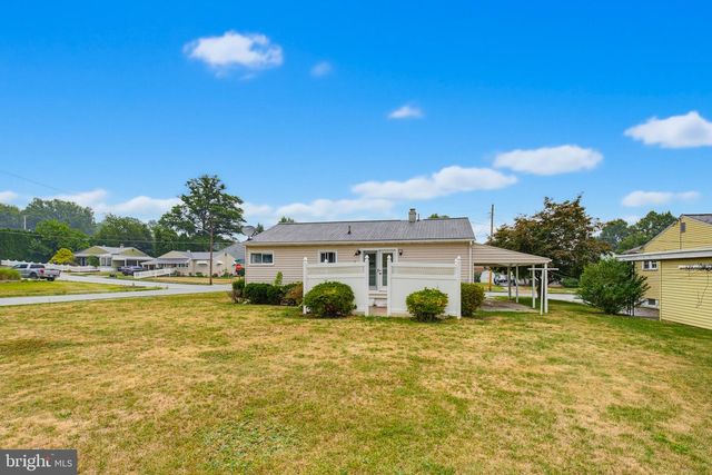 521 N 9TH AVE, Lebanon, PA 17046