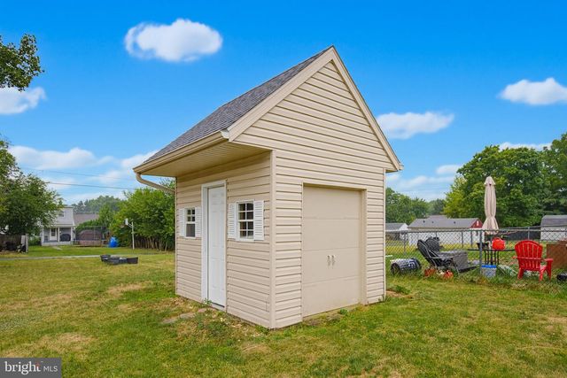 521 N 9TH AVE, Lebanon, PA 17046
