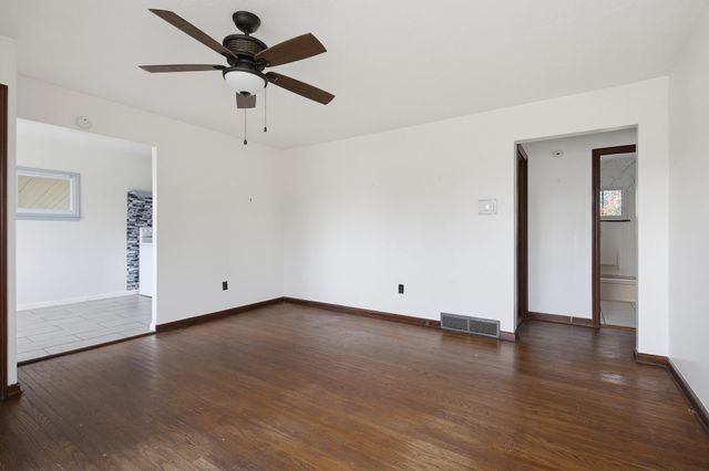 521 N 9TH AVE, Lebanon, PA 17046