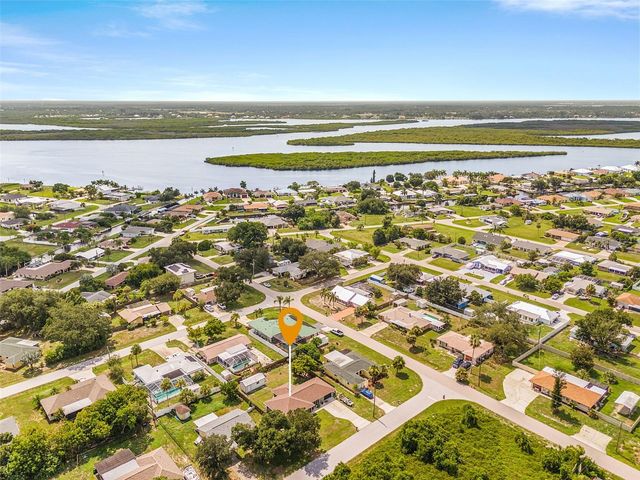 3242 CARDIFF ST, Punta Gorda, FL 33983