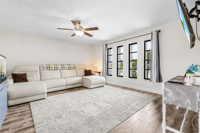 3242 CARDIFF ST, Punta Gorda, FL 33983