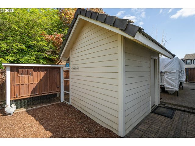 3387 WINCHESTER Way, Eugene, OR 97401