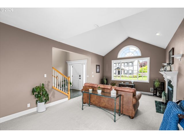 3387 WINCHESTER Way, Eugene, OR 97401