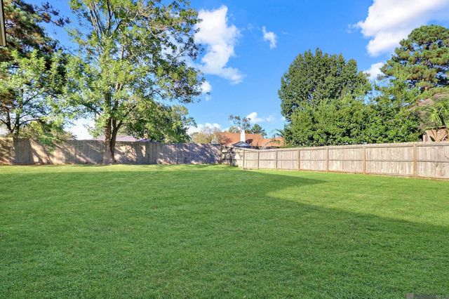 15719 Parkside Ct, Baton Rouge, LA 70817