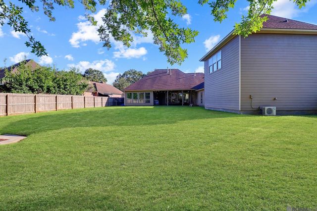 15719 Parkside Ct, Baton Rouge, LA 70817