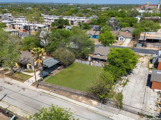 309 Albert, San Antonio, TX 78207