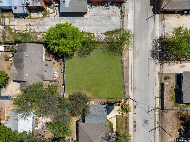 309 Albert, San Antonio, TX 78207
