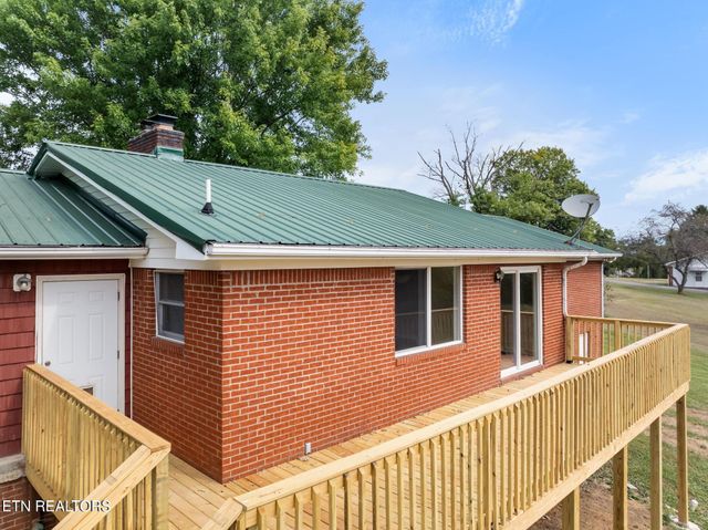 320 Redbird Circle, Cumberland Gap, TN 37724