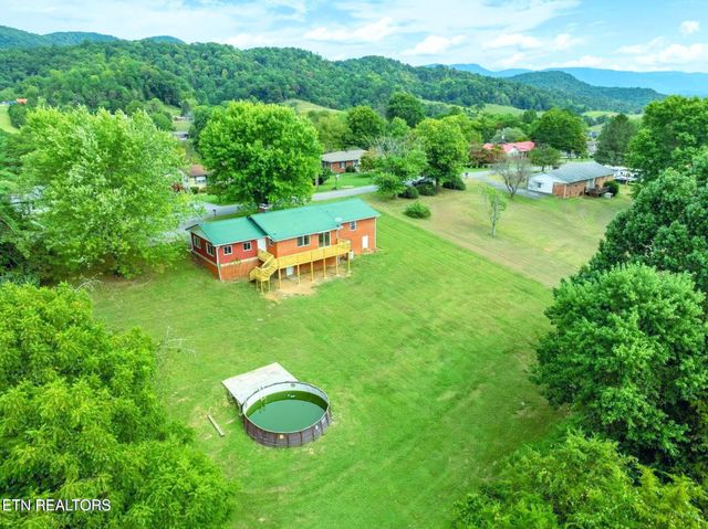 320 Redbird Circle, Cumberland Gap, TN 37724