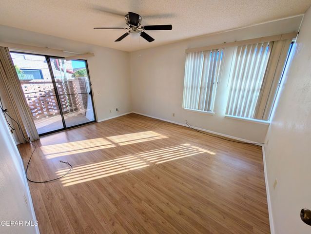 7465 Stoney HIll Drive 9D, El Paso, TX 79904