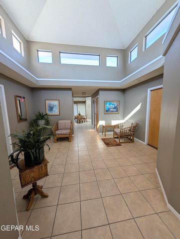 7465 Stoney HIll Drive 9D, El Paso, TX 79904