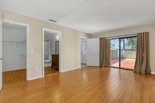 8184 Ambach Way, Hypoluxo, FL 33462