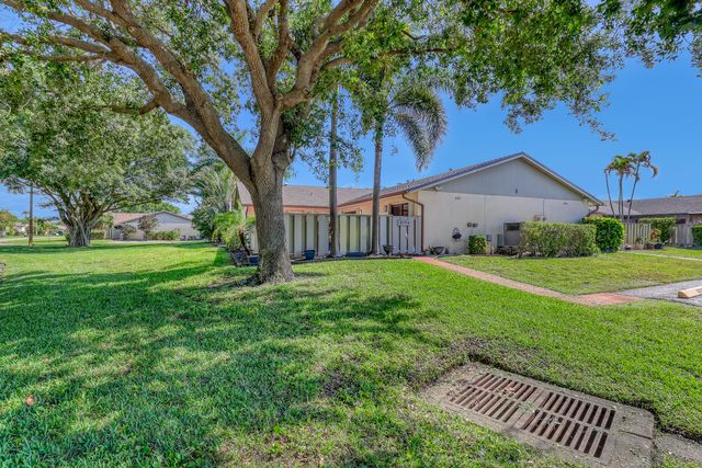 8184 Ambach Way, Hypoluxo, FL 33462