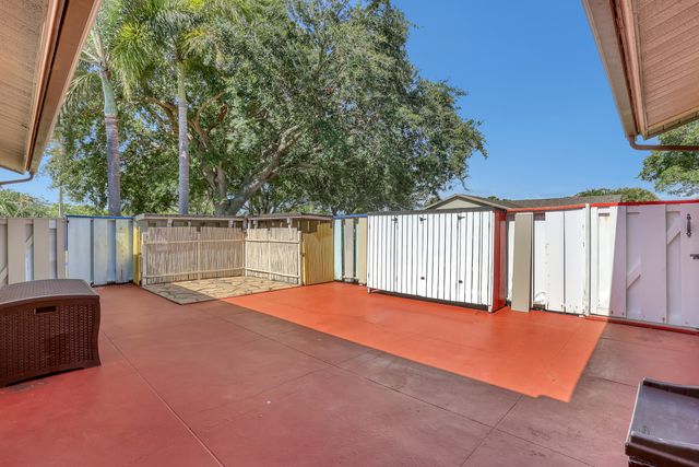 8184 Ambach Way, Hypoluxo, FL 33462