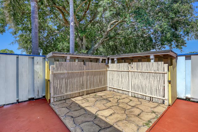 8184 Ambach Way, Hypoluxo, FL 33462
