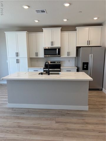 4456 Cave Lake Avenue, North Las Vegas, NV 89032