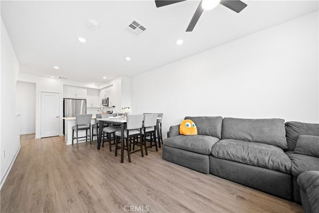 709 Cara Cara Lane, Covina, CA 91723
