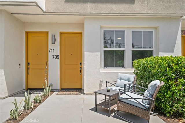 709 Cara Cara Lane, Covina, CA 91723