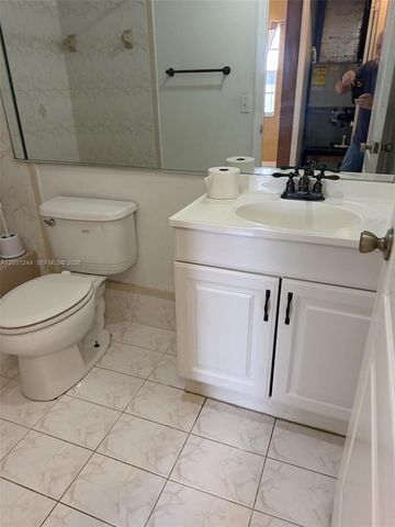 13752 SW 156th St, Miami, FL 33177