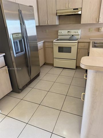 13752 SW 156th St, Miami, FL 33177