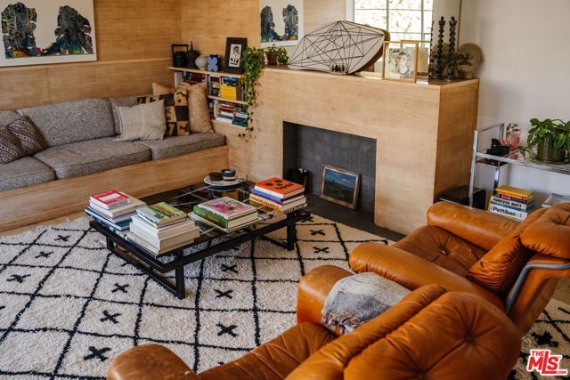 1530 N Easterly Terrace, Los Angeles, CA 90026
