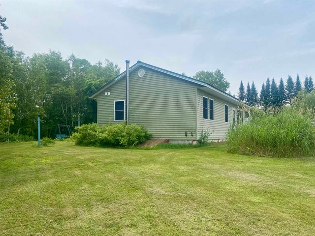 1810 Route 102, Canaan, VT 05903