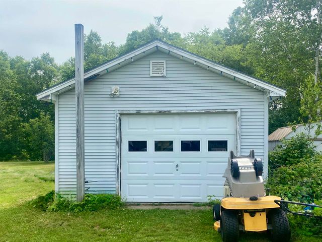 1810 Route 102, Canaan, VT 05903