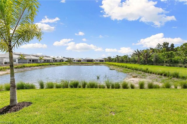 2924 Bloomfield WAY, Naples, FL 34112