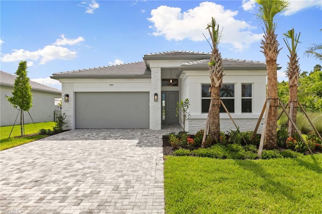 2924 Bloomfield WAY, Naples, FL 34112