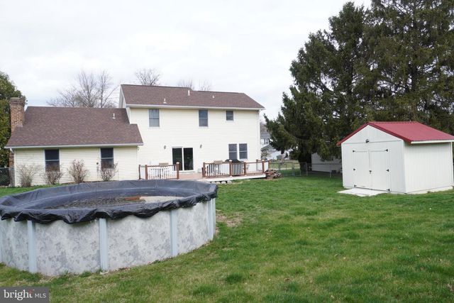 4109 LISA DR, Harrisburg, PA 17112