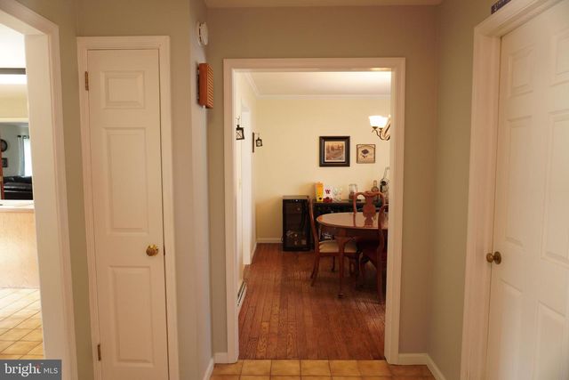 4109 LISA DR, Harrisburg, PA 17112